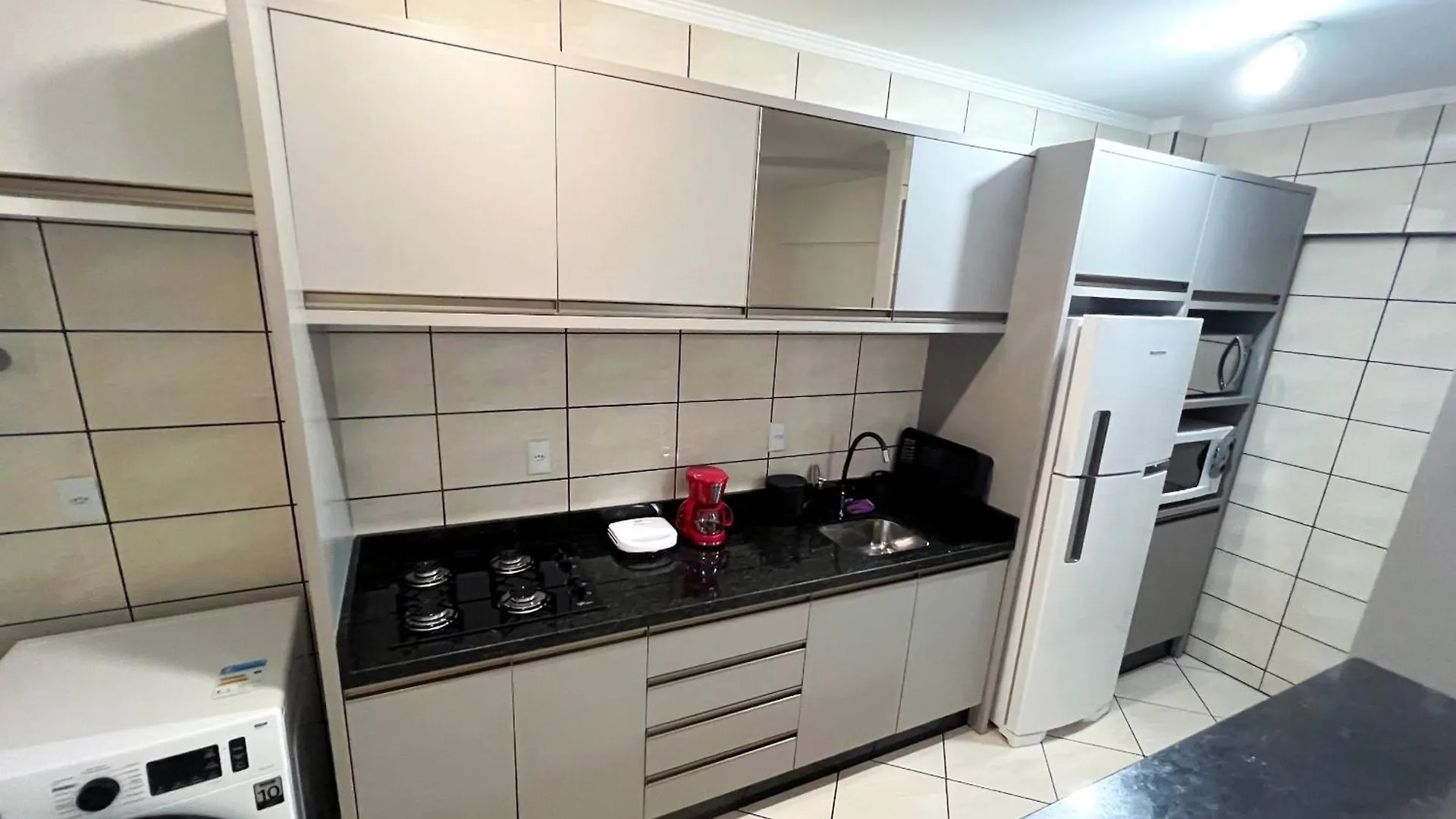 Apartamento Apartamento Pe Na Areia Em Itapema 0*,  Brasil